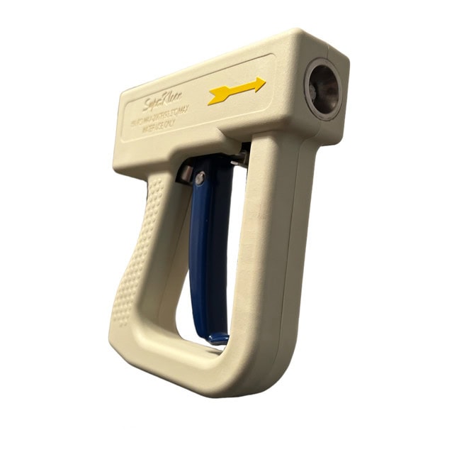 Industrial chemical resistant spray nozzles